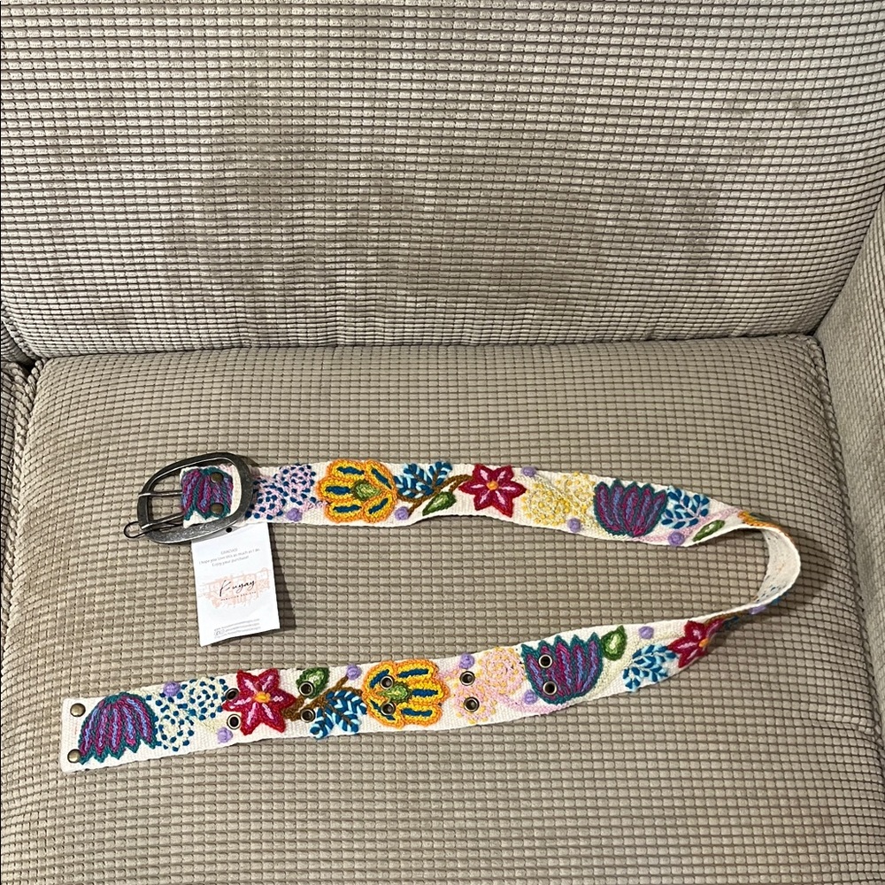 Colorful Embroidered Women's Belt